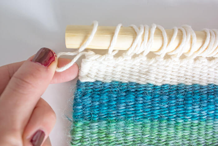 2 Quick Ways To Hang A Weaving: Single vs. Double Loops - A Pretty Fix